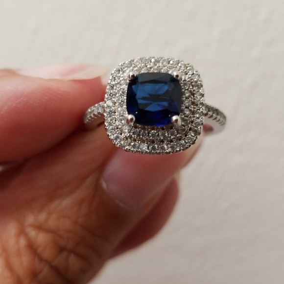 Jewelry - Brilliant Sterling Silver Ring